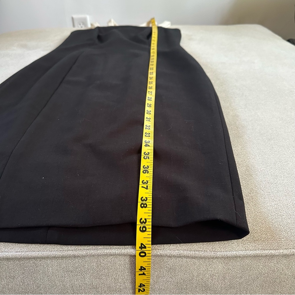 Lauren Ralph Lauren Black Midi Sheath Dress with White Double Straps. Size 4 - Picture 10 of 10